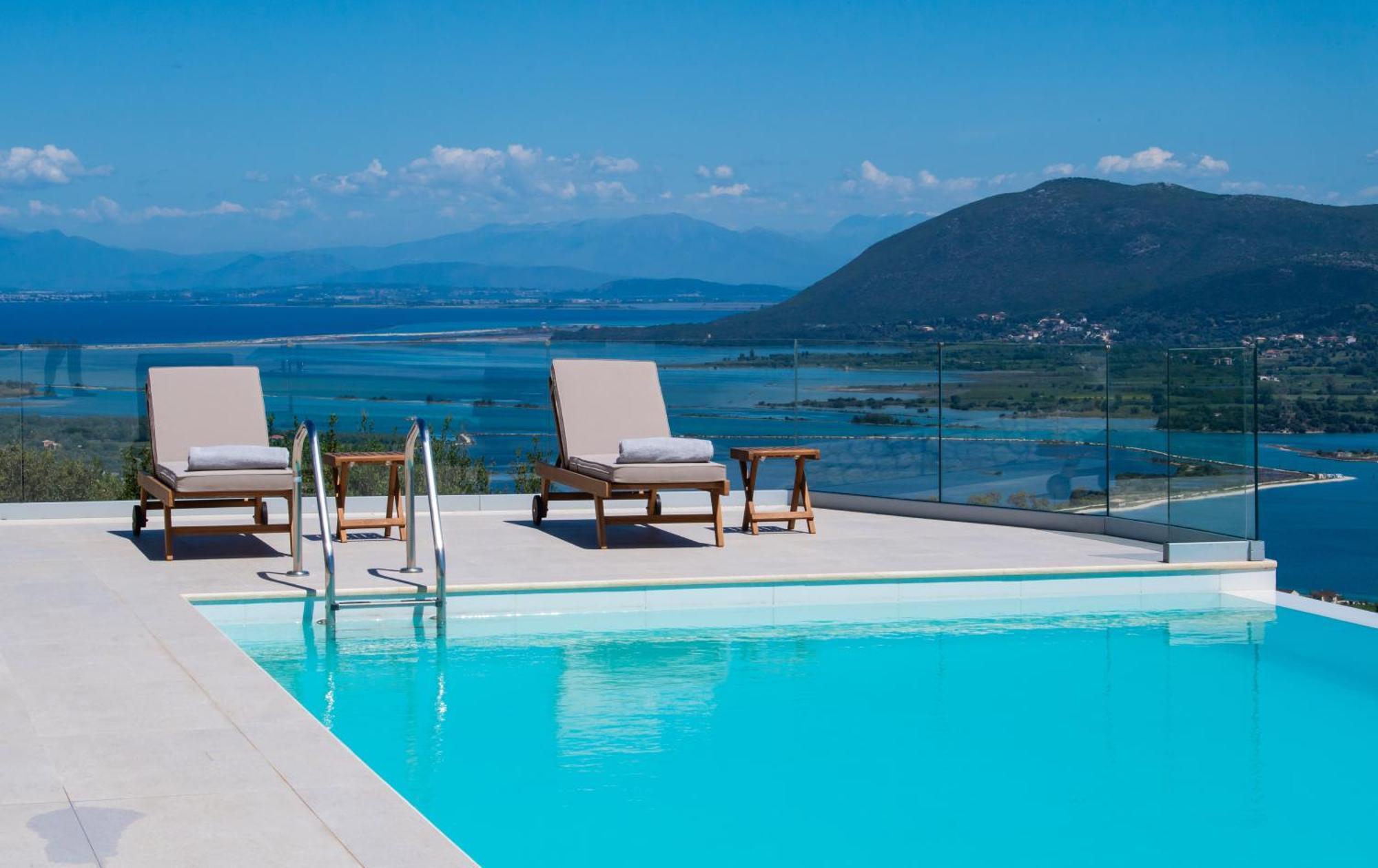 Highview Luxury Villa