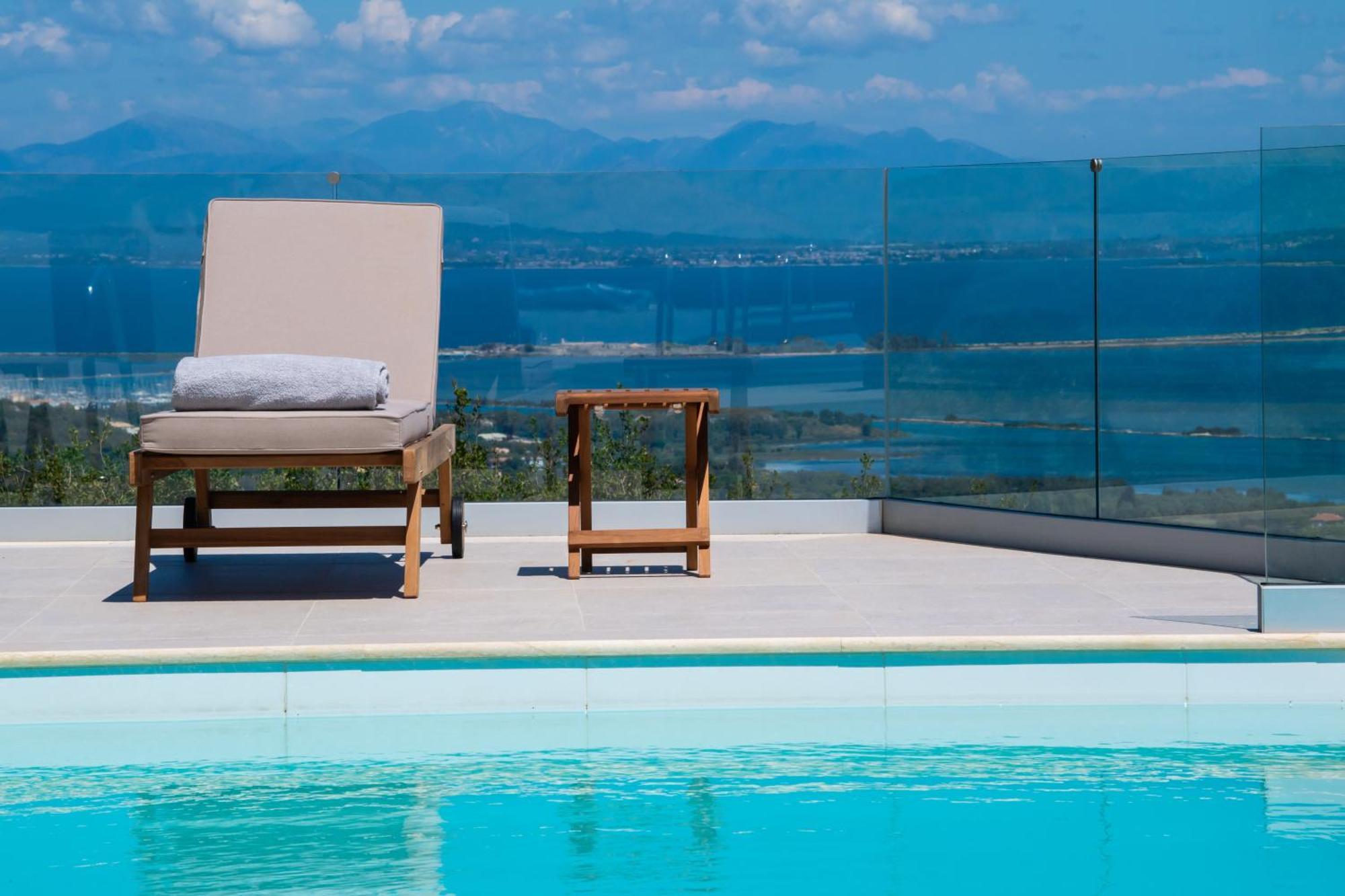 Highview Luxury * Katouna