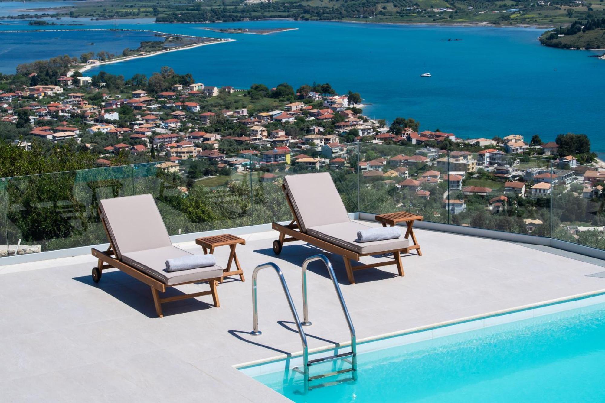 Highview Luxury Villa