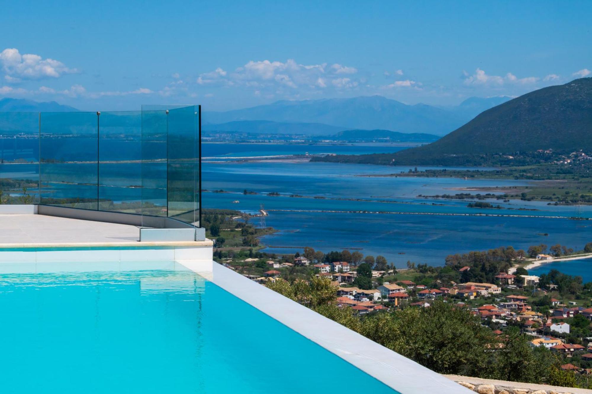 Highview Luxury Katouna